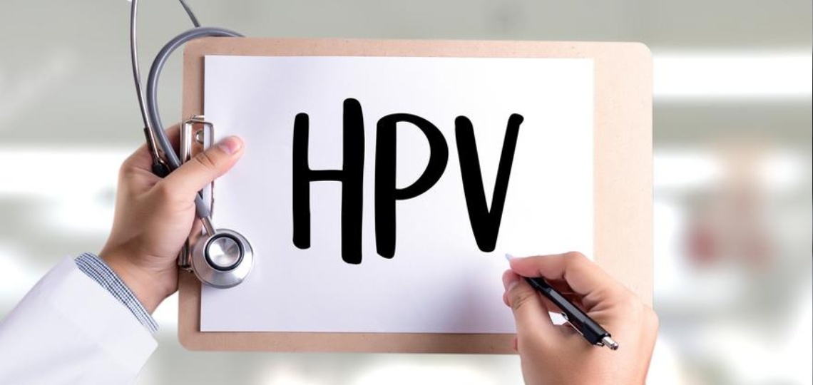 Tabliczka z napisem HPV - Leczenie wirusa HPV - nowafarmacja.pl